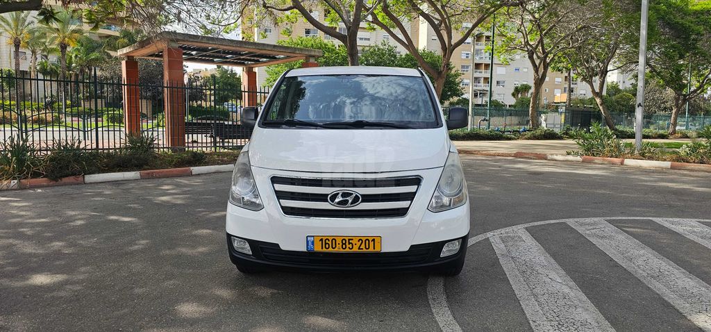 מודעת רכב יונדאי H-1 / i800