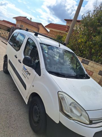 מודעת רכב סיטרואן ברלינגו