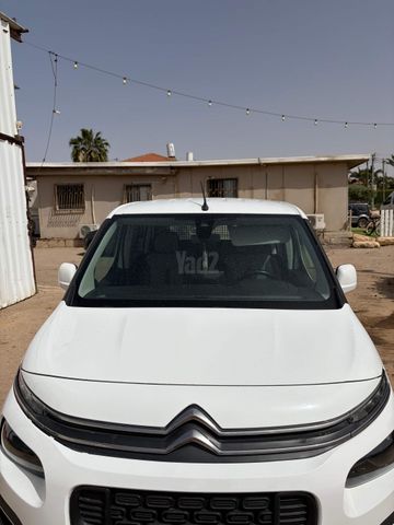 מודעת רכב סיטרואן ברלינגו
