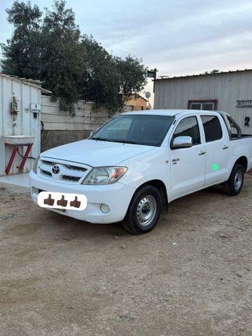 מודעת רכב טויוטה היילקס ויגו