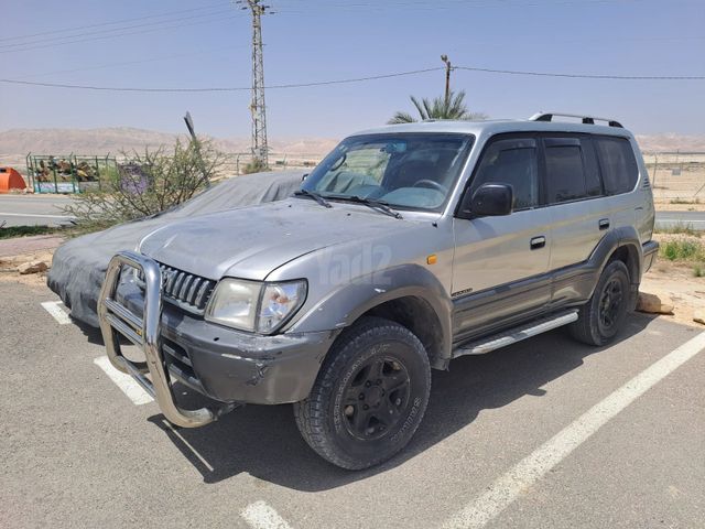 מודעת רכב טויוטה לנד קרוזר