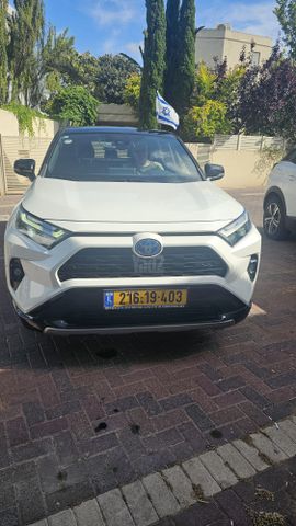 מודעת רכב טויוטה RAV4