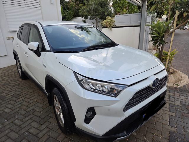 מודעת רכב טויוטה RAV4