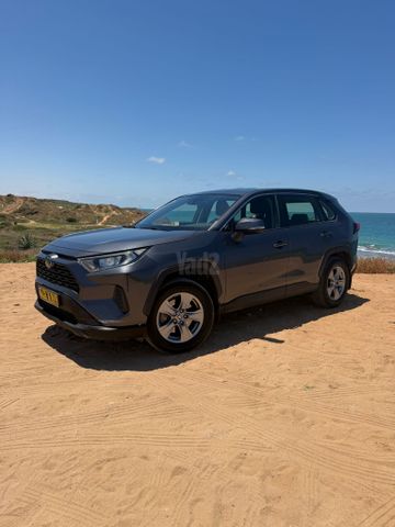 מודעת רכב טויוטה RAV4