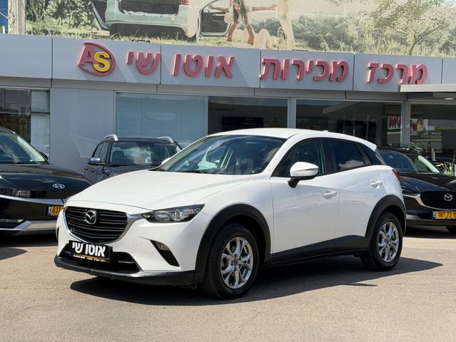 מודעת רכב מאזדה CX-3