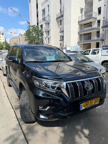 מודעת רכב טויוטה לנד קרוזר