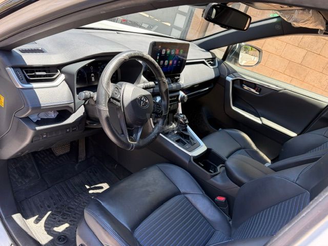 מודעת רכב טויוטה RAV4