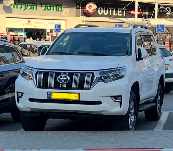 מודעת רכב טויוטה לנד קרוזר