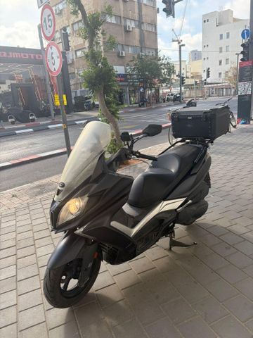 מודעת רכב קימקו דאון-טאון 350