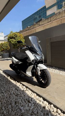 מודעת רכב סאן יאנג ג'וירייד 300 15