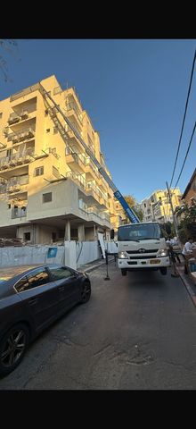 מודעת רכב מנוף