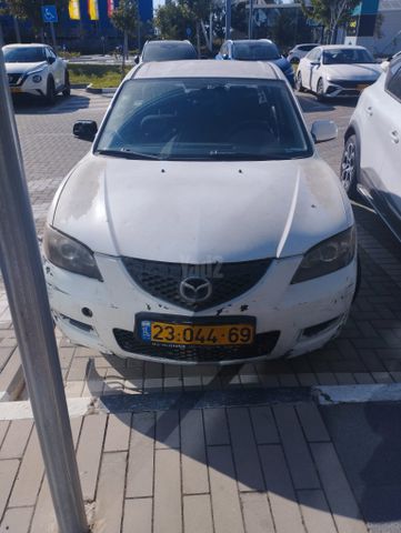מודעת רכב מאזדה 3