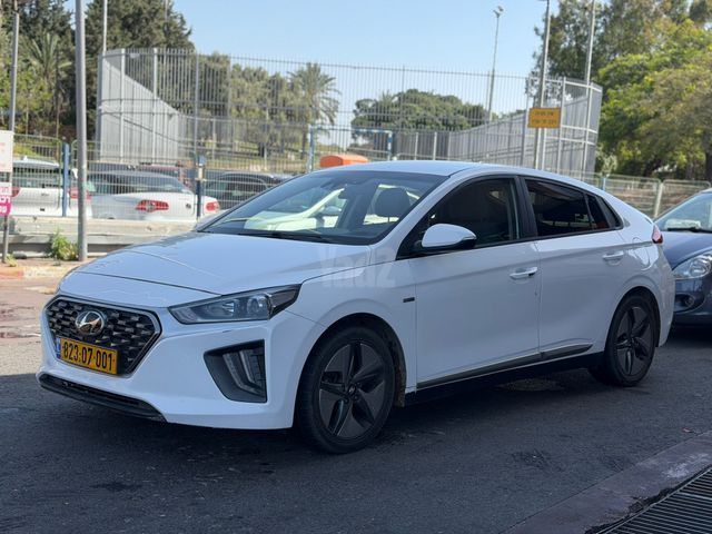 מודעת רכב יונדאי איוניק