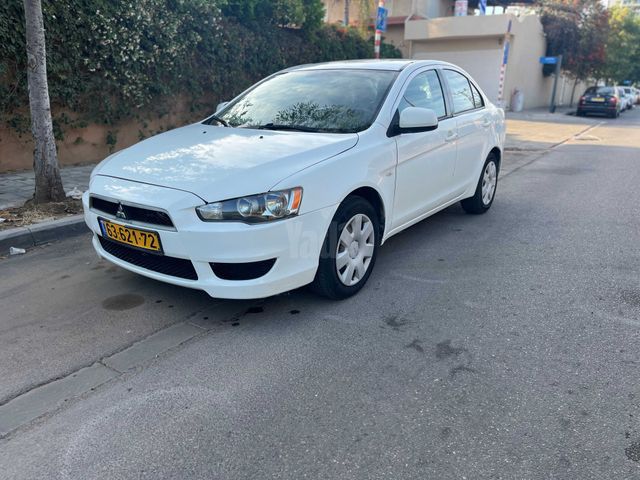 מודעת רכב מיצובישי לנסר