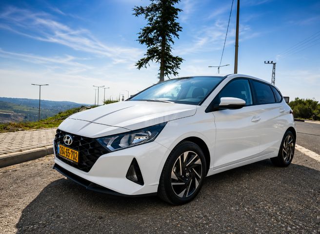 מודעת רכב יונדאי i20