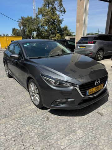 מודעת רכב מאזדה 3