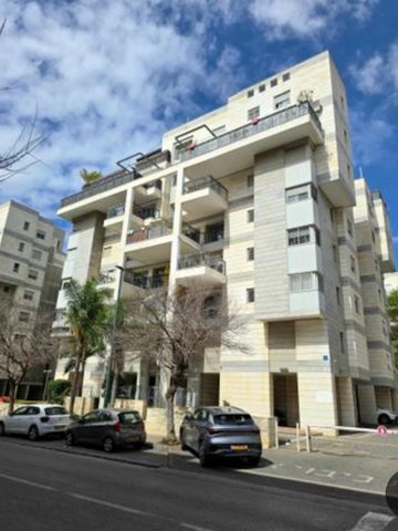 תאשור 3
