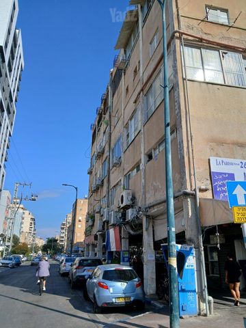 אהרון ברט 2