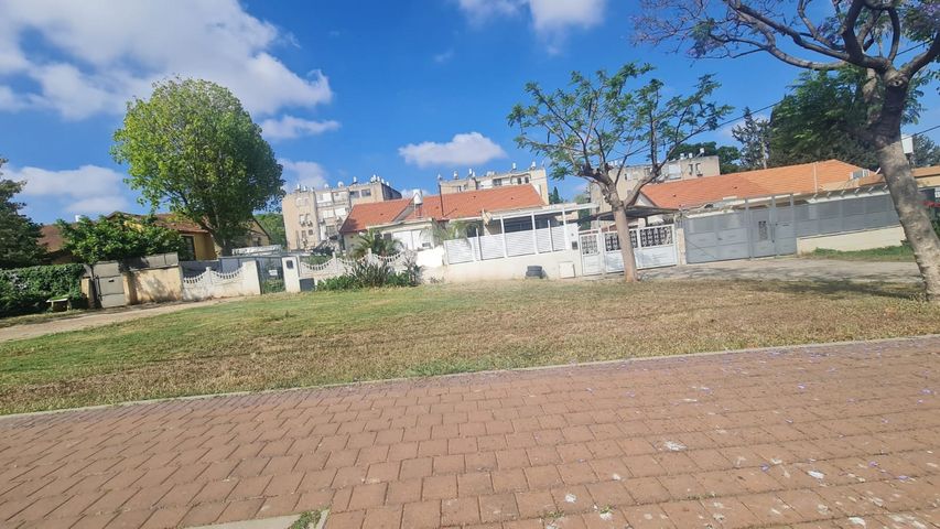 אסף שמחוני 