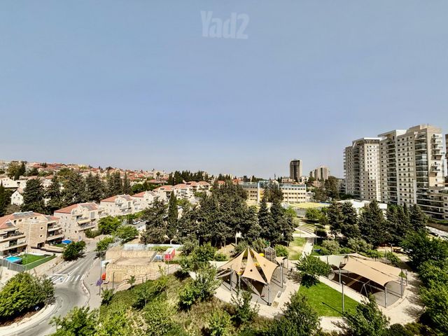 דירה למכירה בירושלים (תיווך) — 2
