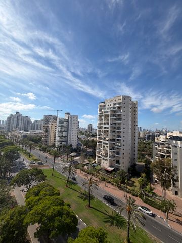 החרצית 