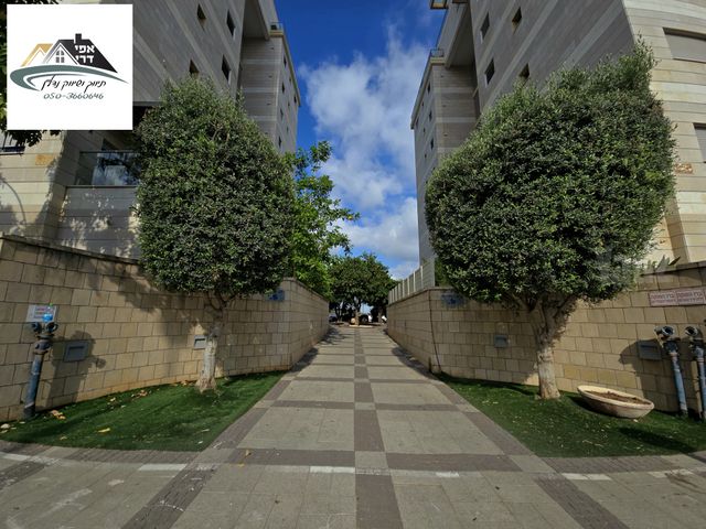 מודעת נכס, שדרות יצחק רבין 5, רמת אמיר, קדימה צורן