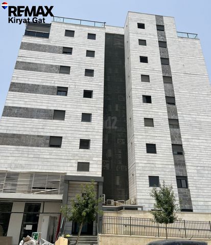 אסתר המלכה 1