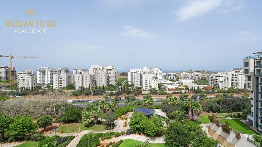 רמת אביב ג'