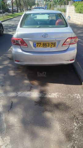 מודעת רכב טויוטה קורולה