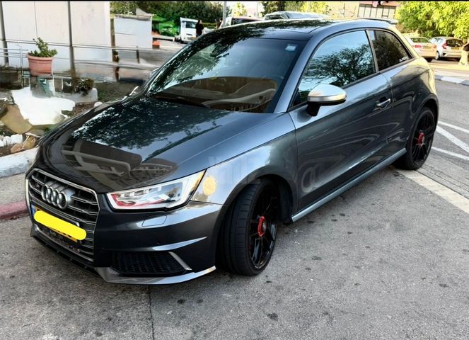 מודעת רכב אאודי S1