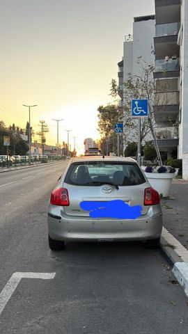 מודעת רכב טויוטה אוריס