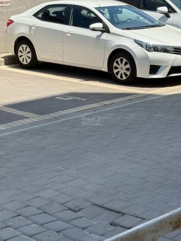 מודעת רכב טויוטה קורולה