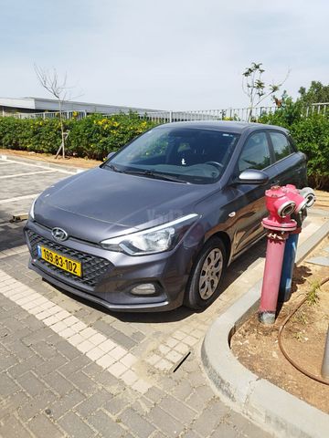 מודעת רכב יונדאי i20