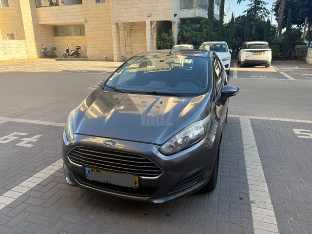 מודעת רכב פורד פיאסטה