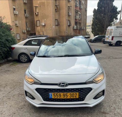 מודעת רכב יונדאי i20