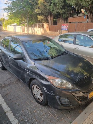 מודעת רכב מאזדה 3