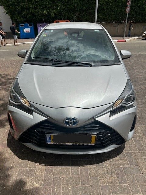 מודעת רכב טויוטה יאריס