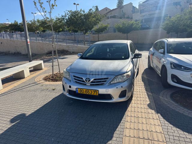 מודעת רכב טויוטה קורולה