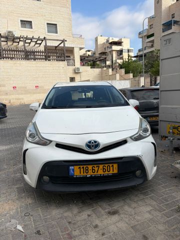מודעת רכב טויוטה פריוס פלוס
