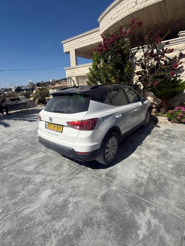 מודעת רכב סיאט ארונה