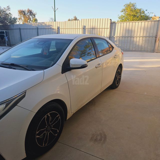 מודעת רכב טויוטה קורולה
