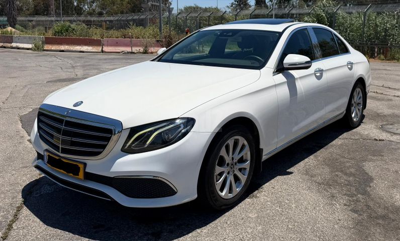 מודעת רכב מרצדס-בנץ E-class