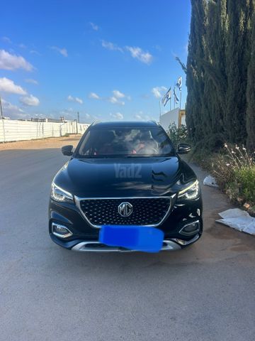 מודעת רכב אם ג'י EHS PHEV