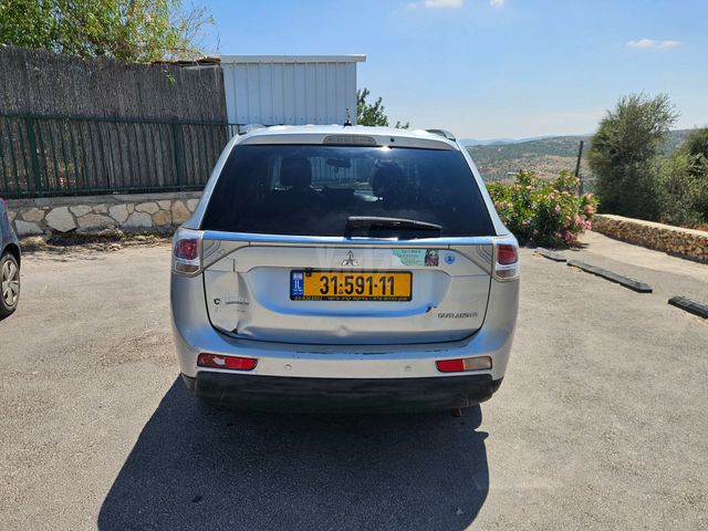 מודעת רכב מיצובישי אאוטלנדר
