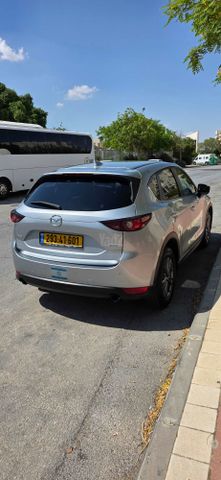 מודעת רכב מאזדה CX-5