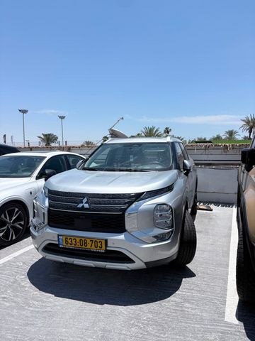 מודעת רכב מיצובישי אאוטלנדר