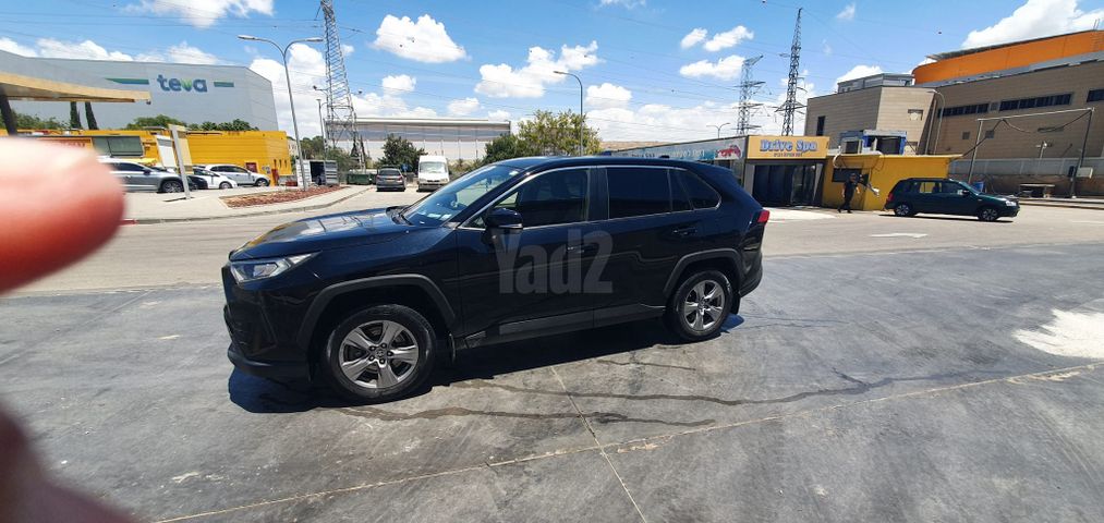 מודעת רכב טויוטה RAV4