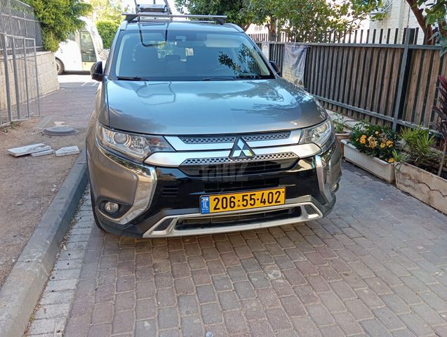 מודעת רכב מיצובישי אאוטלנדר