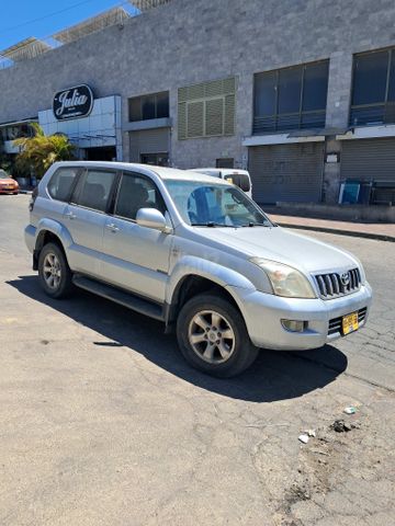 מודעת רכב טויוטה לנד קרוזר