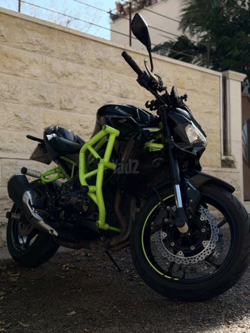 מודעת רכב קאוואסאקי Z900